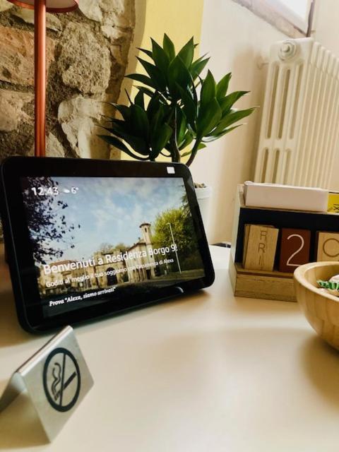 Апартаменти Residenza Borgo 9 Коллеккіо Екстер'єр фото